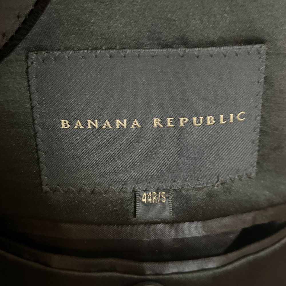 New Banana Republic Tuxedo Jacket (44R) - Picture 2 of 3
